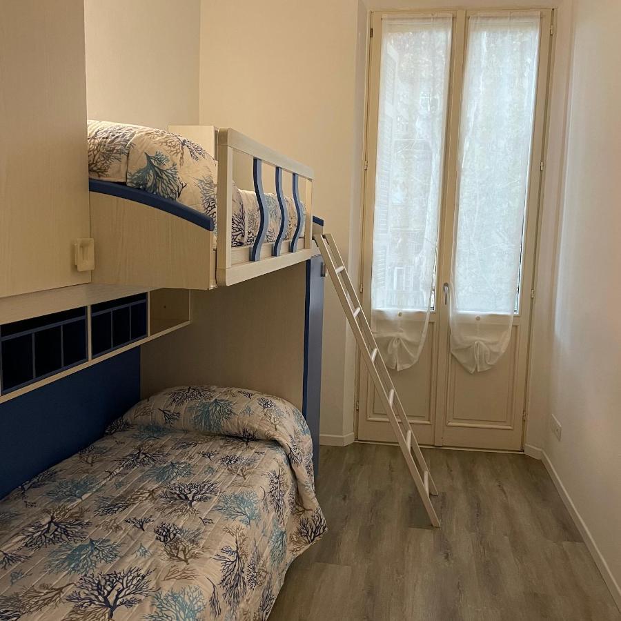 Un Balcone Sul Centro Storico Lägenhet Reggio Emilia Exteriör bild